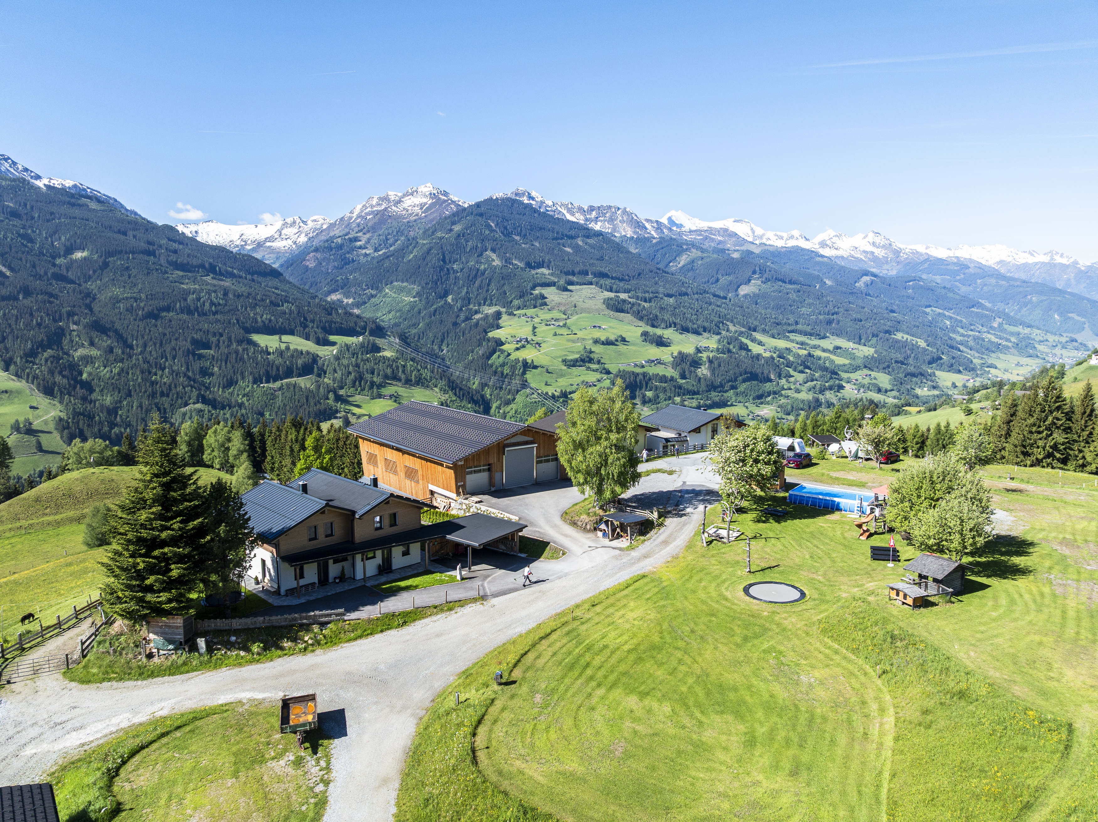 Urlaub auf dem Bauernhof - Oberhasenberghof mit herrlichem Panoramablick - Bergbauernhof Familienparadies Oberhasenberghof