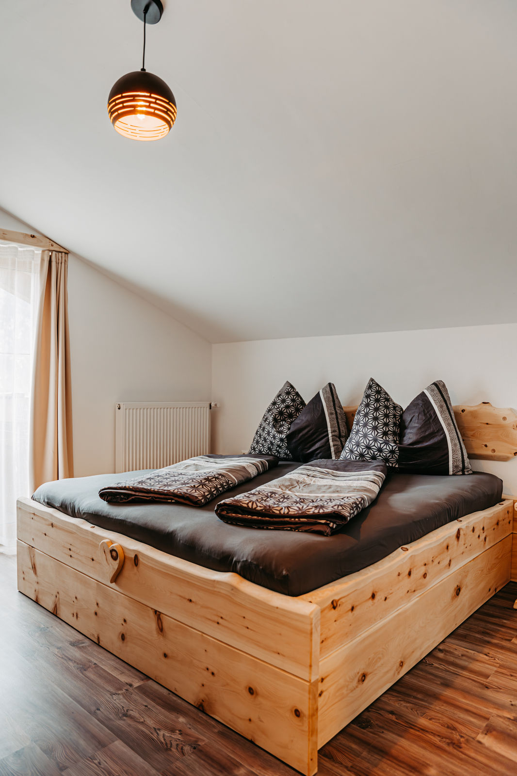 Chalet-Mittner-Wirt Presentatie van de kamers 3 tweepersoonskamers