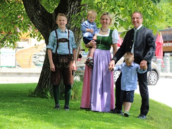 Bio-Bauernhof Auernig Gastgeber Familie Fritz und Monika Auernig