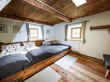 Adelwöhrer Bauernhaus Vorstellung der Zimmer Appartement „Schüttbodn“