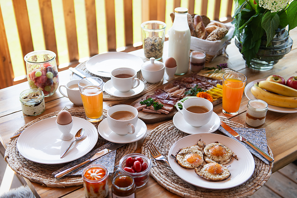 Unterkunft: herzhaftes Frühstück mit Hofprodukten - Hochleben Chalets