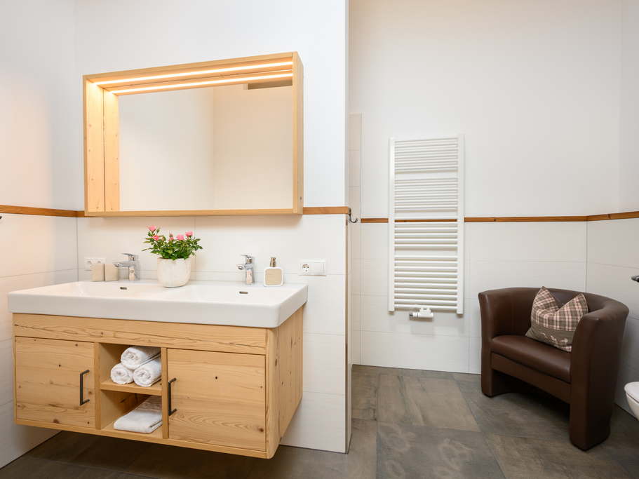 Unterkünfte: Ferienwohnung Alpenrose barrierefrei