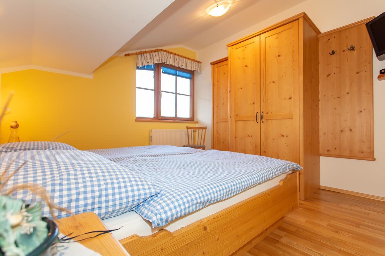 BRANDEBENGUT BIOBAUERNHOF Présentation des chambres Appartement VRONI