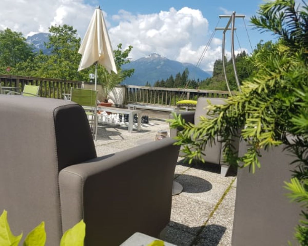 Ferien Bauernhof: nawu_apartments_Terrasse_entspannen_Panorama - nawu apartments**** & Restaurant, die neue Leichtigkeit des Urlaubs