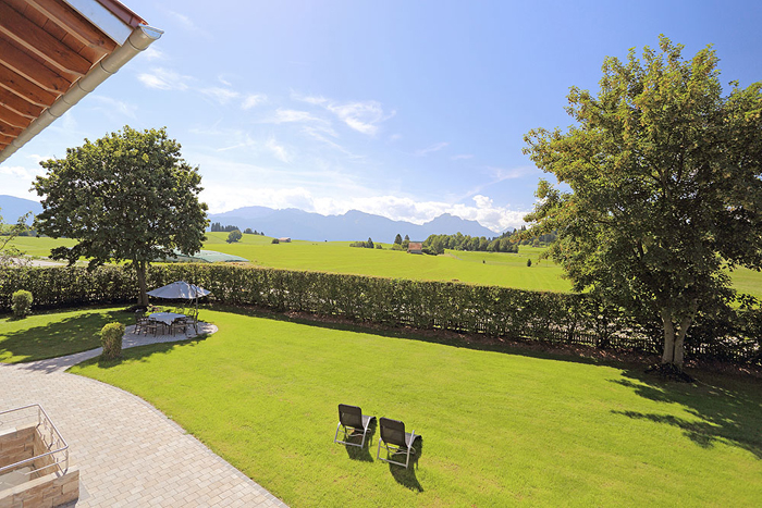 vacanza in fattoria - erreichbar mit: Auto - Unser Garten - Ferienhof Linder am Forggensee