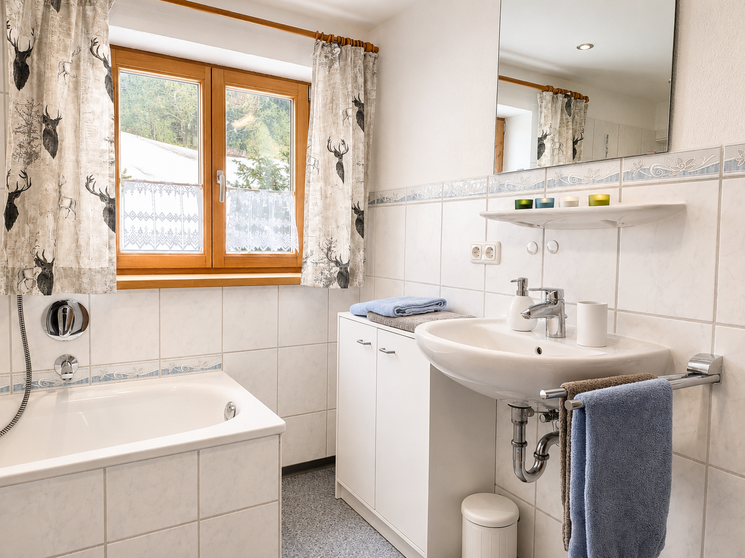 Ferien Bauernhof: Badezimmer "Breitenstein" - Ferienhof Nigg