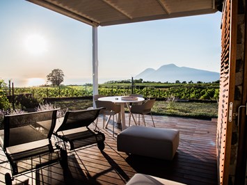 Tenuta di Castellaro Winery & Resort Vorstellung der Zimmer OBSIDIAN-HAUS