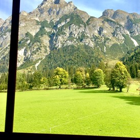 Ferien Bauernhof: Blick sus dem Fenster  - Alpen Appartements Oberlehengut