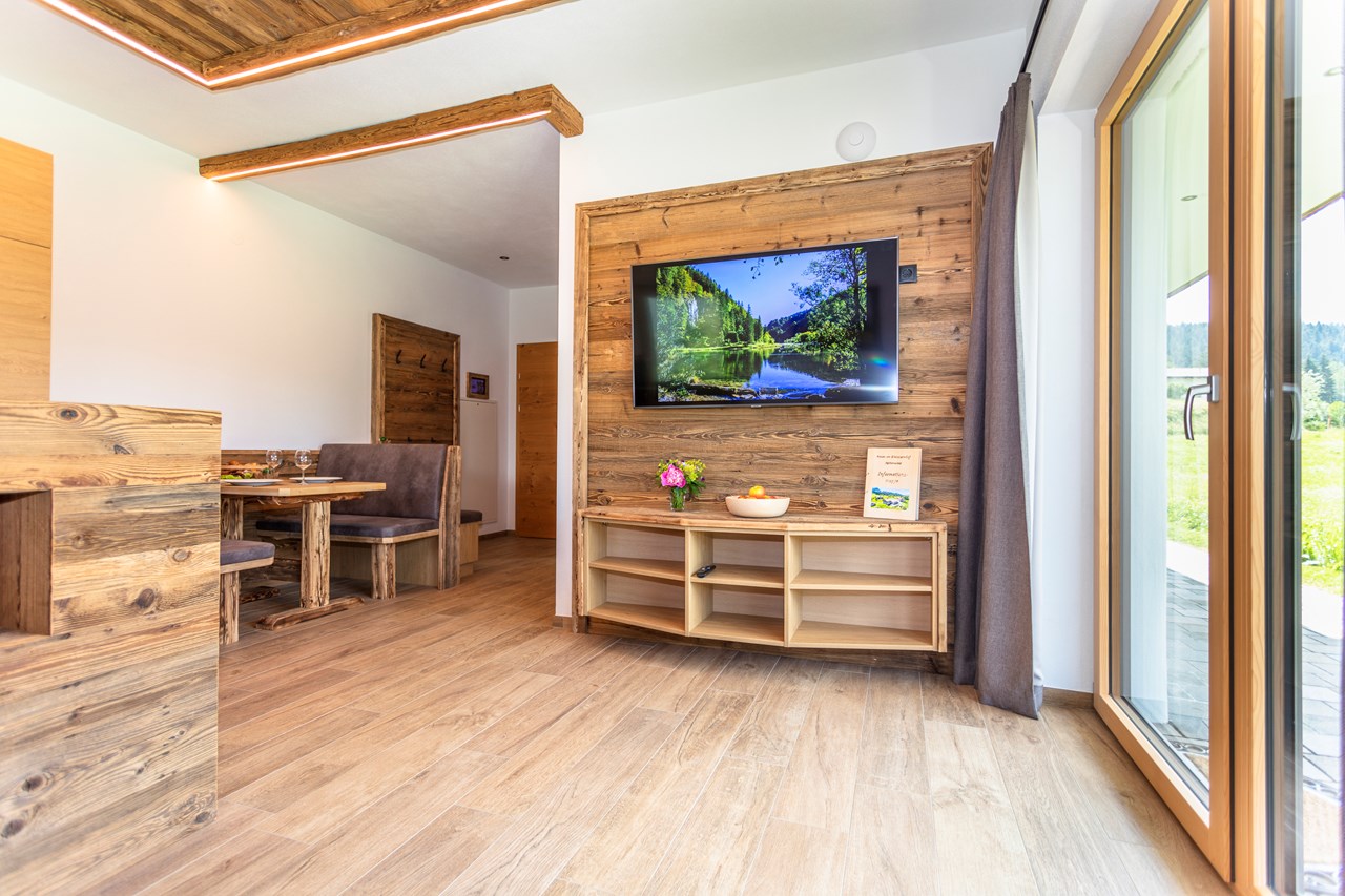 Biobauernhof Mittermoos Predstavitev prostorov Pogled na travnik