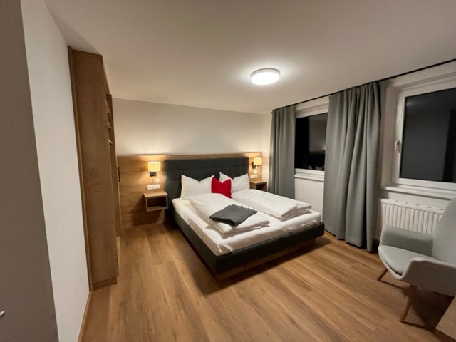 Mittersteghof Presentation of the rooms Apartment No. 5