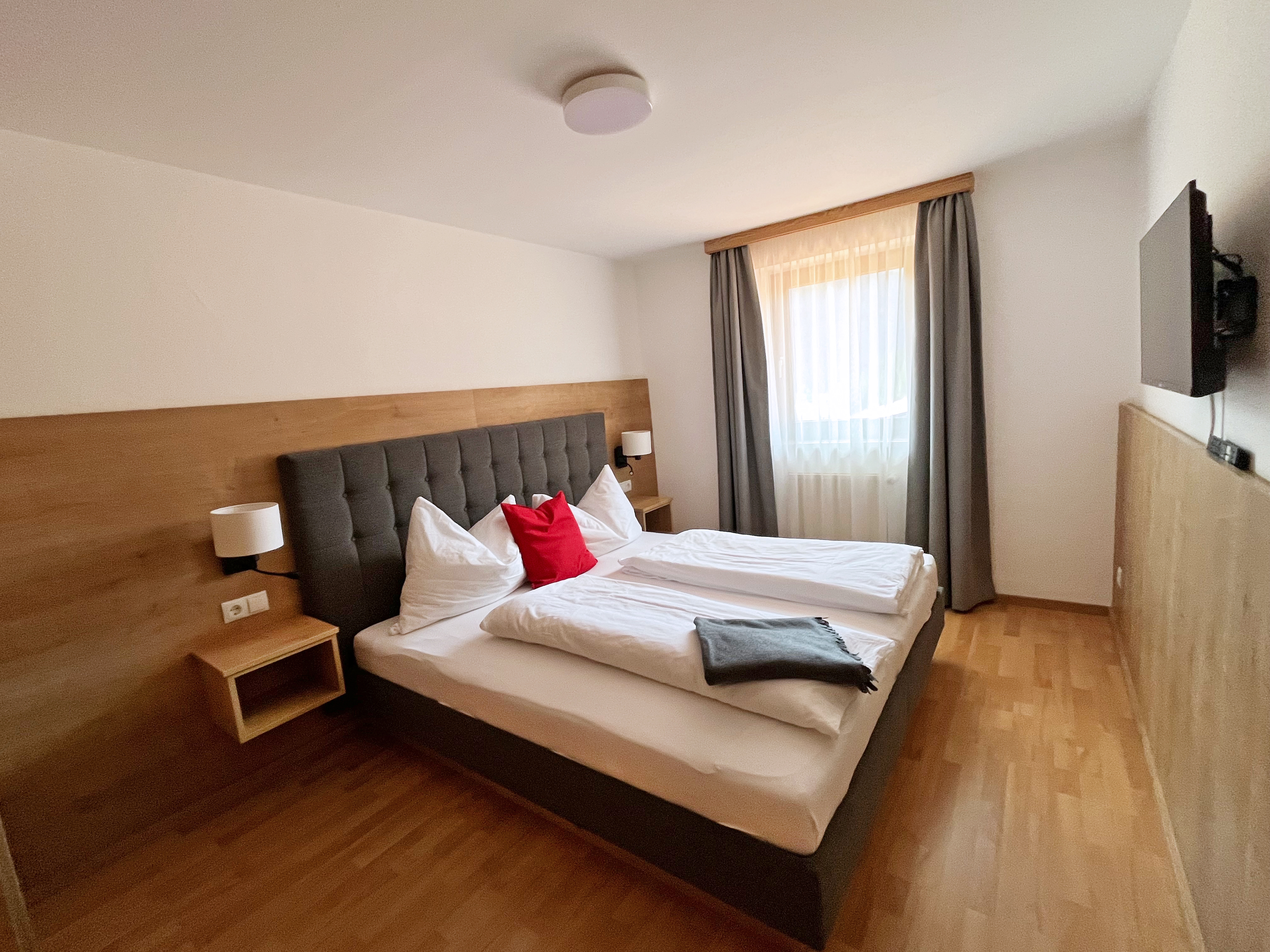 Mittersteghof Presentation of the rooms Apartment No. 2