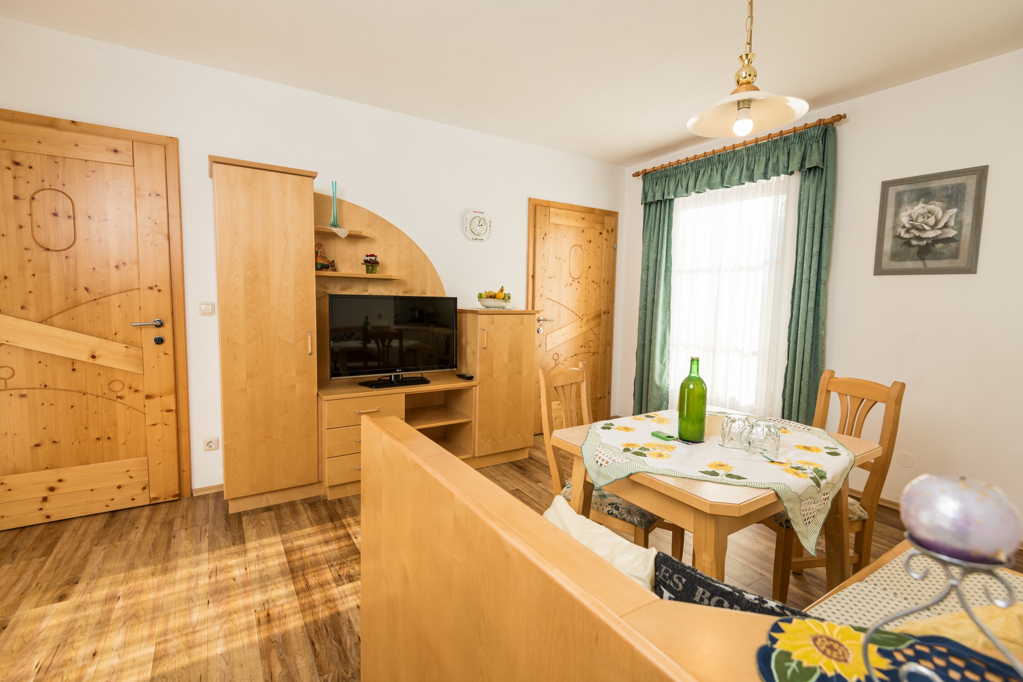 Bauernhof Hönigshof - Familie Kerschenbauer Presentazione delle stanze Appartamento per vacanze prato fiorito