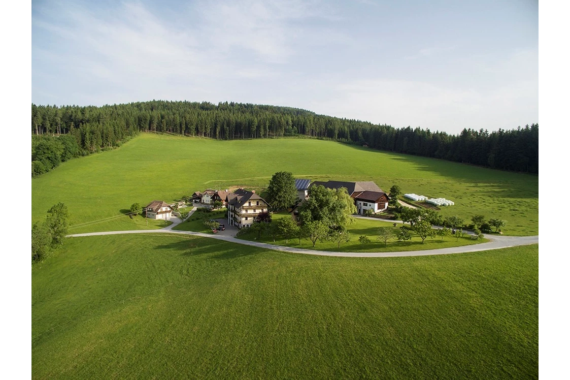 Ferien Bauernhof: Bauernhof Hönigshof - Bauernhof Hönigshof - Familie Kerschenbauer