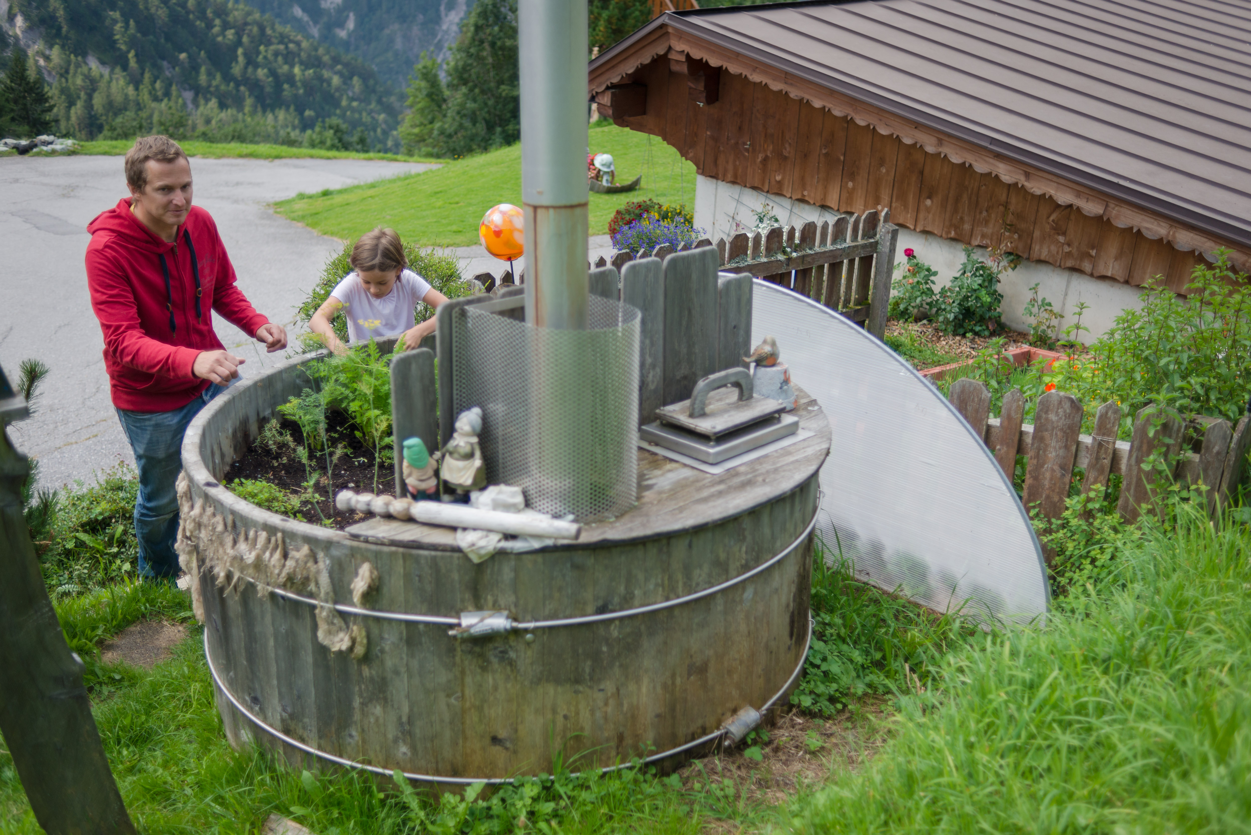 Ferien Bauernhof: die Kräuter haben wir in unserem Garten - Bergbauernhof Irxner - Urlaub am Bauernhof mit Hund