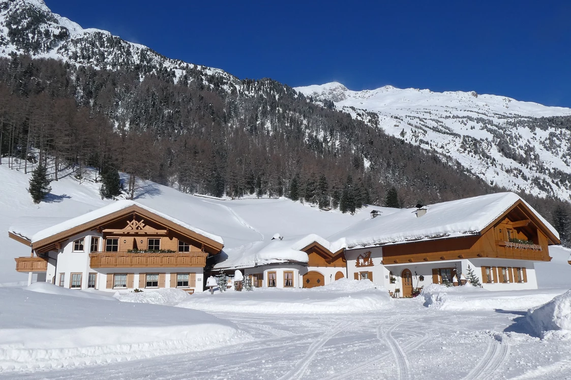 Ferien Bauernhof: Winter am Oberhof in sonniger Lage. - Oberhof