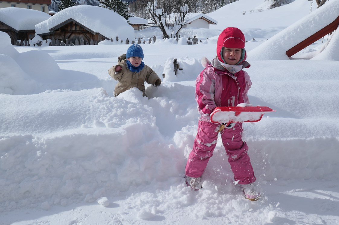 Ferien Bauernhof: Spaß im Schnee für die Kinder - Oberhof
