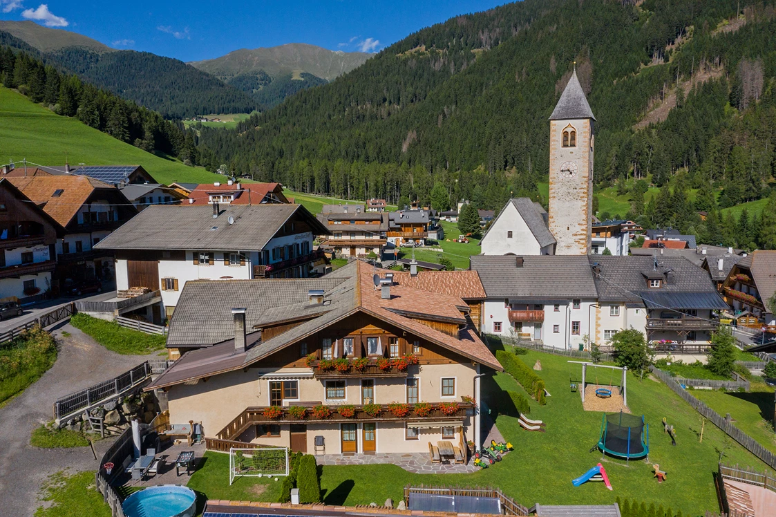 Ferien Bauernhof: Sommerbild - Hirschenhof