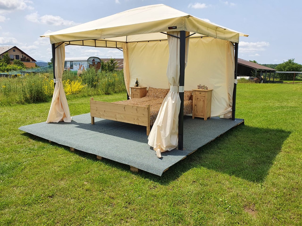 Eichhälderhof Predstavitev prostorov Postelja v koruznem polju