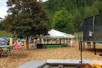 Ferien Bauernhof: Am Spielplatz kommt bestimmt keine Langeweile auf - Reiterhof Alpin Appart