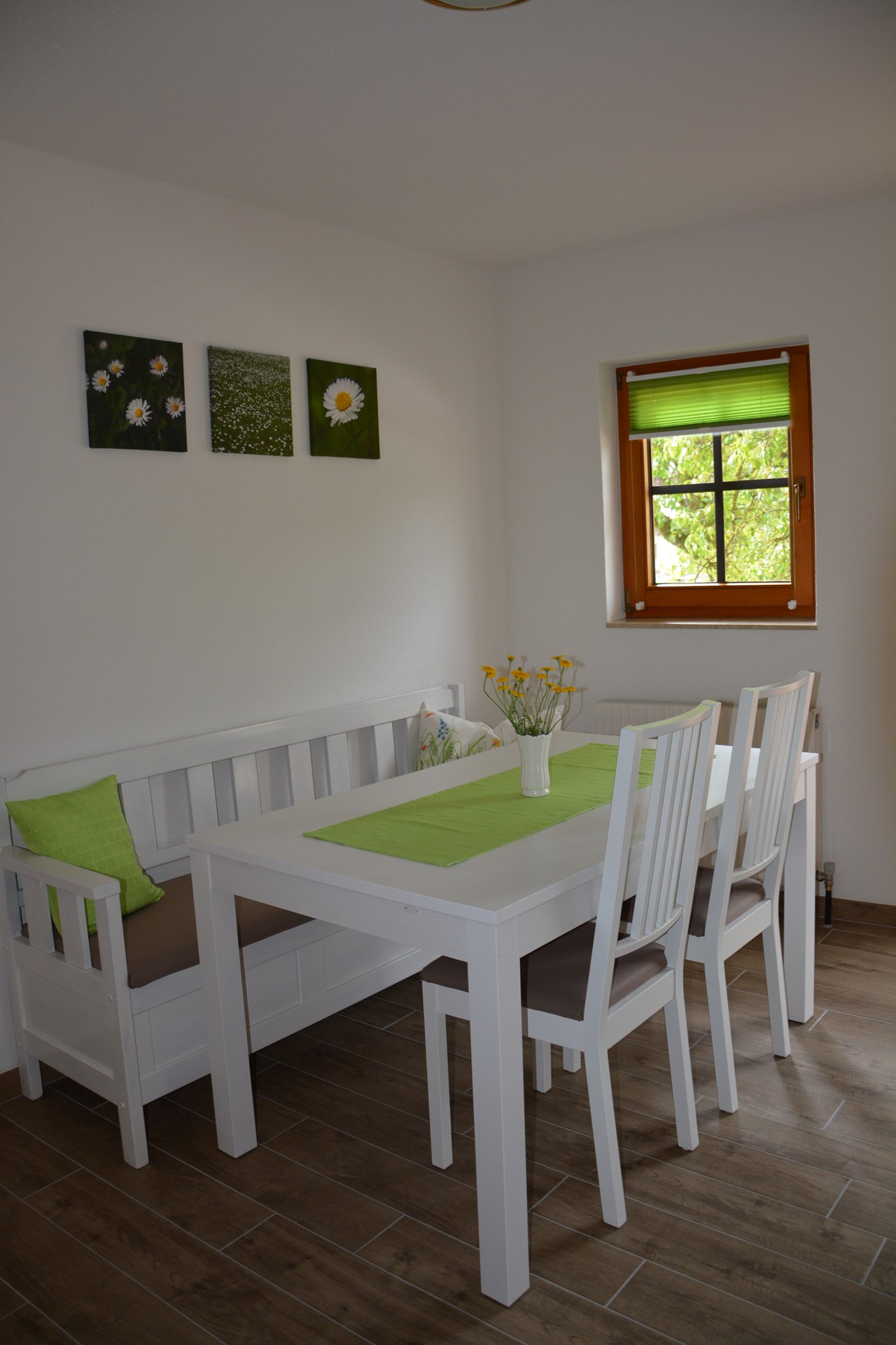 Bauernhof "Unteres Feld" Presentation of the rooms daisy