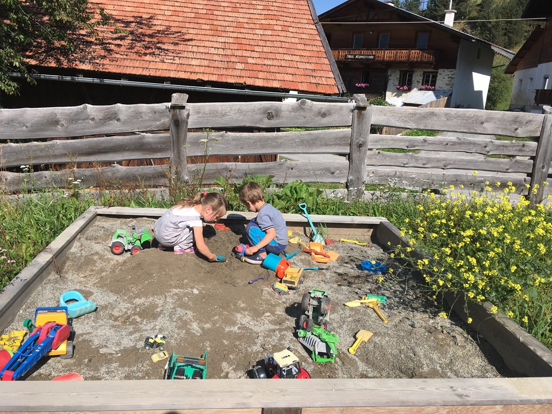 Ferien Bauernhof: Kinderspielplatz der Veitenhof - Bio und Reiterhof der Veitenhof