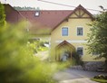Ferien Bauernhof: Vorderansicht - Gästehaus Gnant