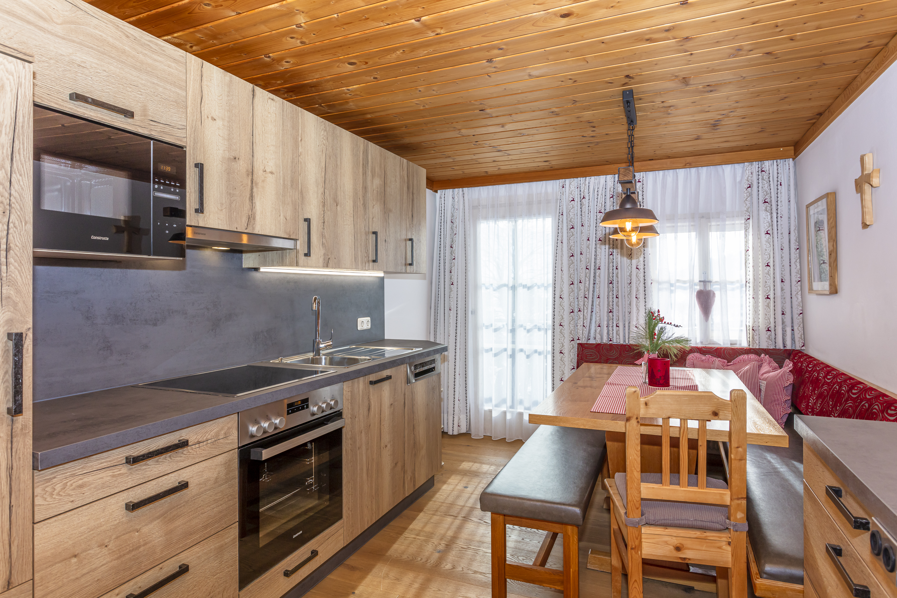 Baby-/Kinderbauernhof Stefflhof Presentazione delle stanze Muro di rondine