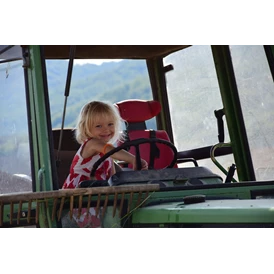 Ferien Bauernhof: Traktor fahren  - Beim Heiß'n