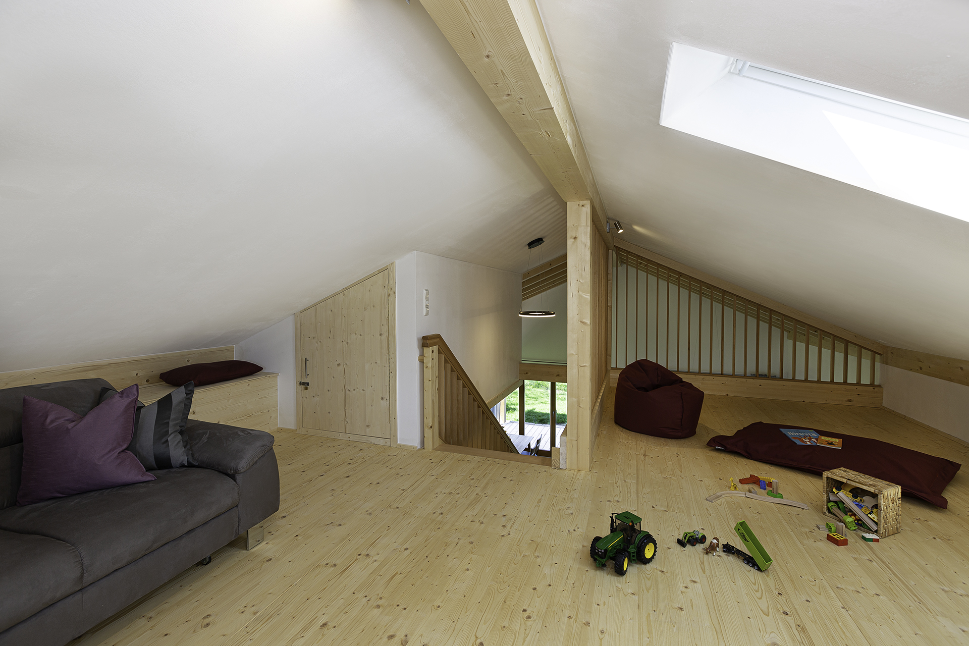 Ferien Bauernhof: Galerie mit Spielecke Chalet - Niederauer-Hof