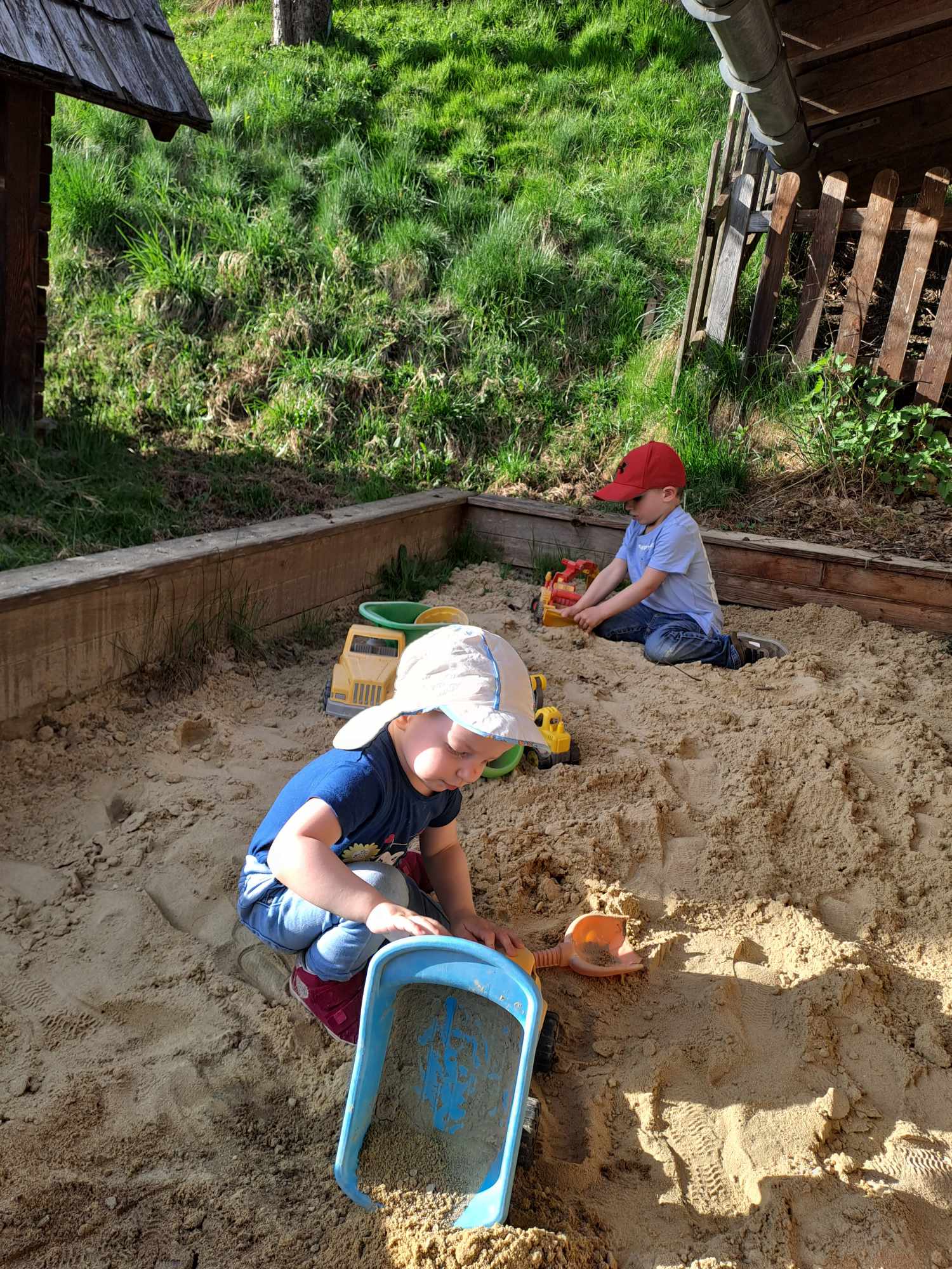 vakantie op de boerderij - Streichelzoo - Oostenrijk - große Sandkiste - Stranger Leitengut - Eckwald