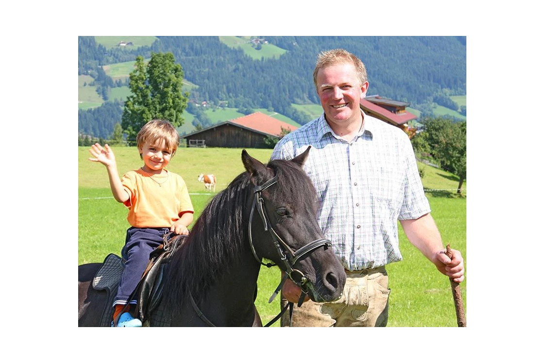 Ferien Bauernhof: Kinderbauernhof Ederbauer