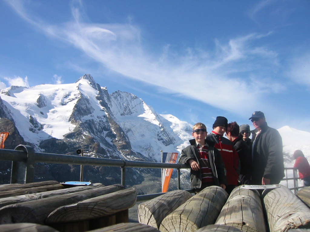 Camping Lindlerhof am See - Ferienhäuser - Almhütten - Restaurant gostitelj Lindlerhof