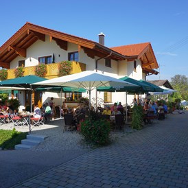 Ferien Bauernhof: unser Hofcafe - Wastelbauerhof