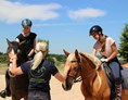 Ferien Bauernhof: Professionelle Reitstunden sind unsere Kernkompetenz um Mensch und Pferd zu verbinden und das größte Glück der Erde erlebbar zu machen - Urlaubsreiterhof Trunk
