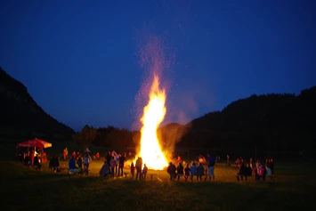 Ferien Bauernhof: Riesenlagerfeuer am Talhof - Ferien am Talhof