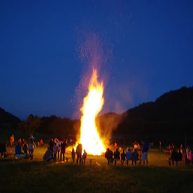 Ferien Bauernhof: Riesenlagerfeuer am Talhof - Ferien am Talhof