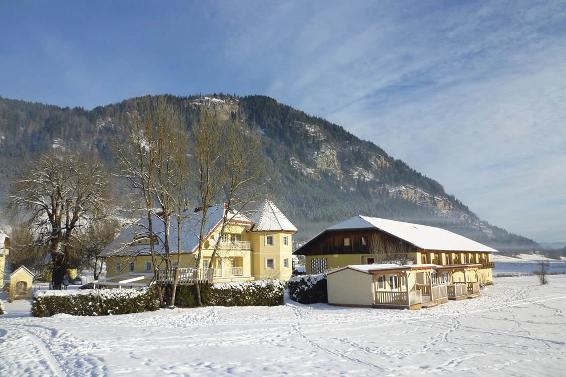 Ferien Bauernhof: Hof südseitig im Winter - Ferien am Talhof