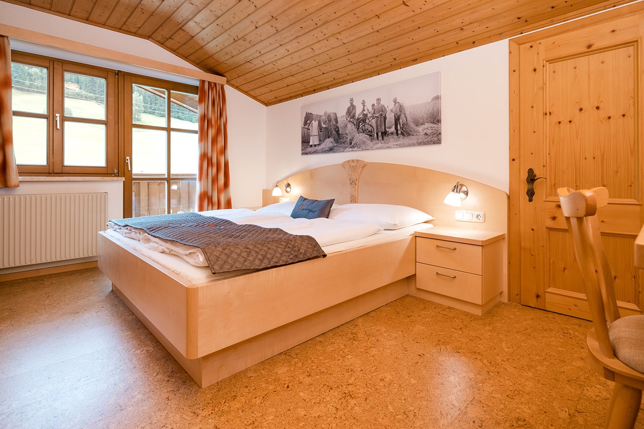 Ferienparadies Taxen Vorstellung der Zimmer Appartement Bergblick