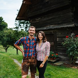 Ferien Bauernhof: Eure Gastgeber Thomas und Edwina  - Gutzingerhof