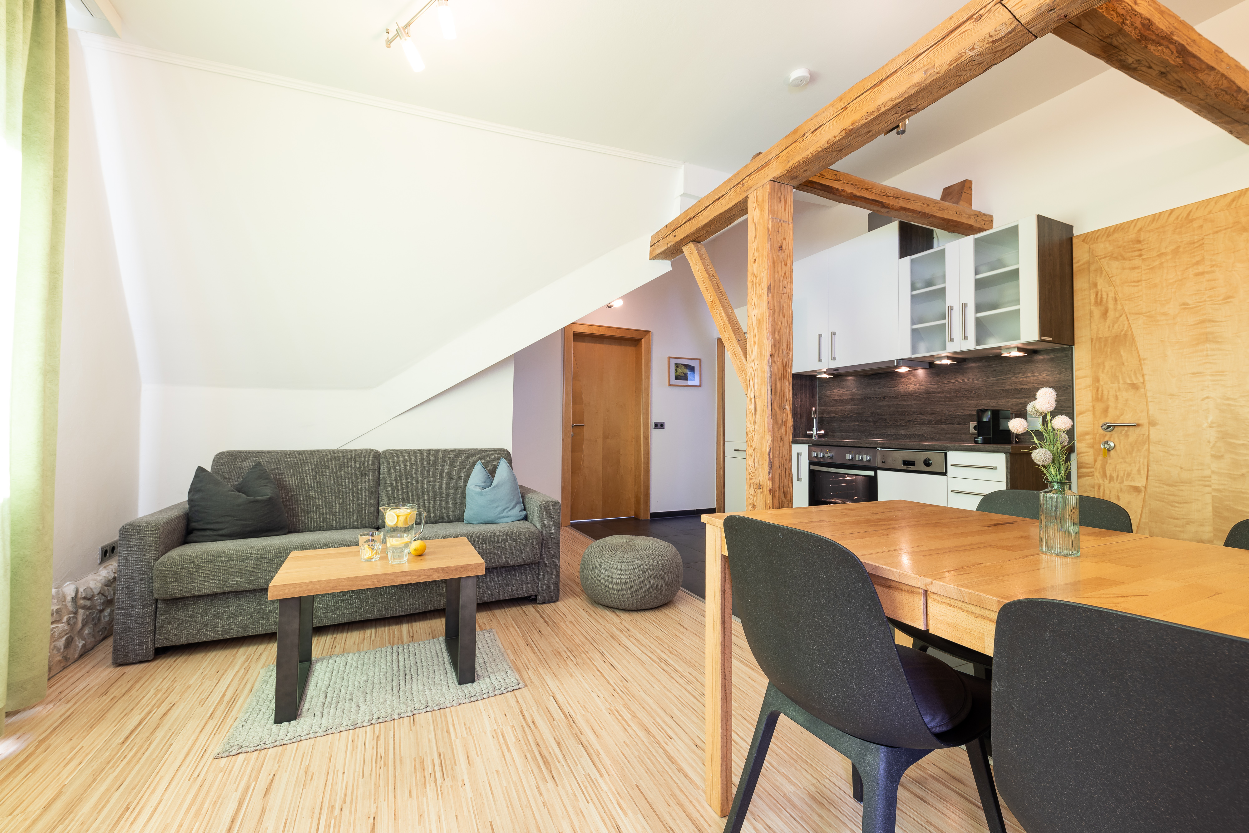 KASSNHOF Presentation of the rooms HAWK