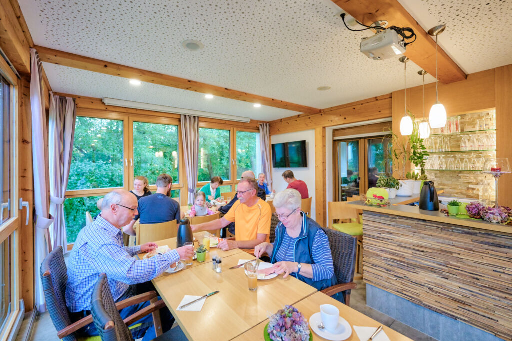 Ferien Bauernhof: Frühstücksraum - Wellness Bauernhof Weihersmühle