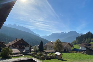 Ferien Bauernhof: Ausblick von der Terrasse auf die Dolomiten  - Hof Summerer