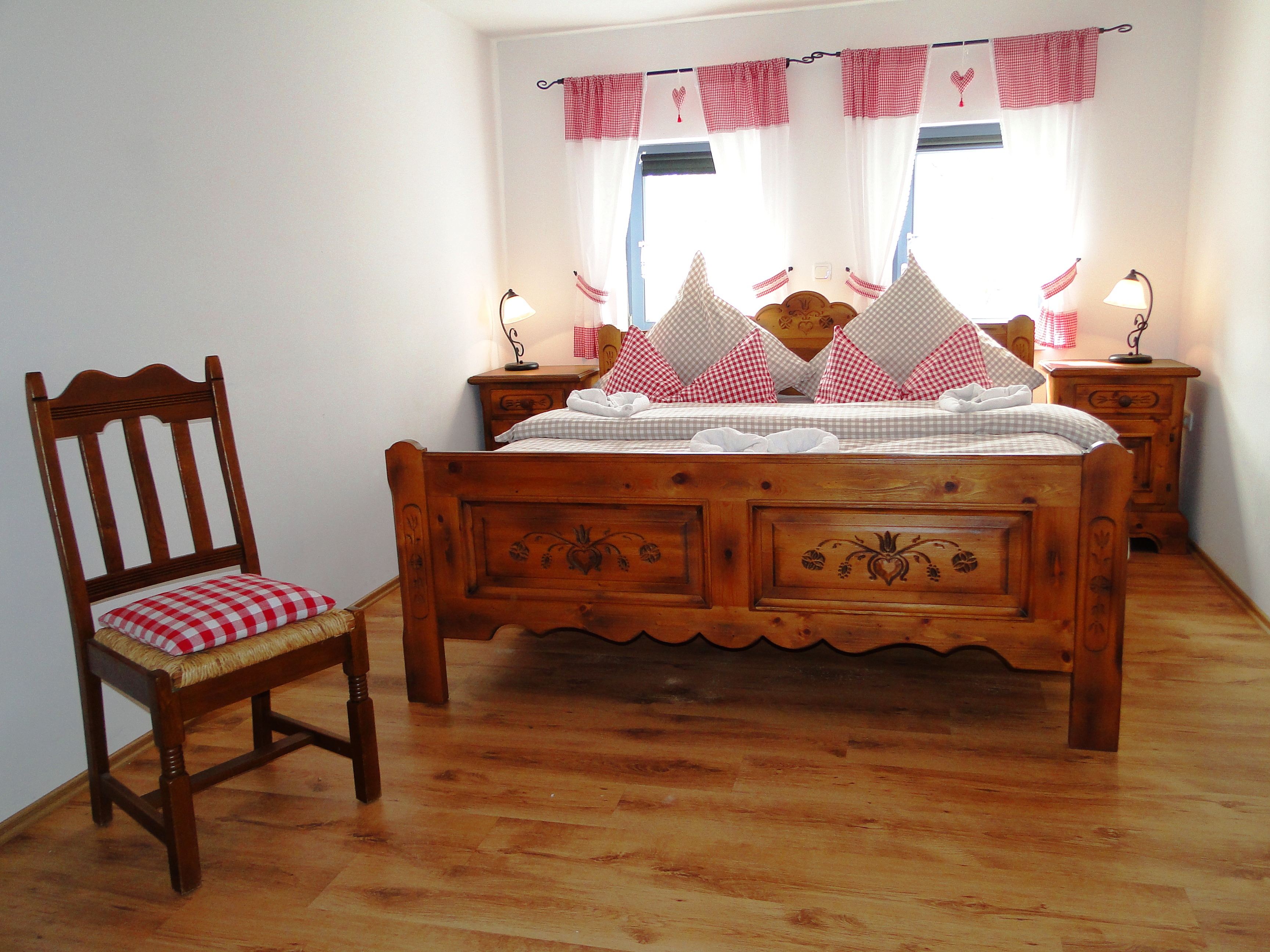 Ferien Bauernhof: Ferienwohnung Schlafzimmer - Burgbauernhof am Katzenstein