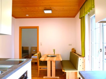Kindererlebnis-Bauernhof Perhofer Présentation des chambres Appartement de vacances Soleil du soir