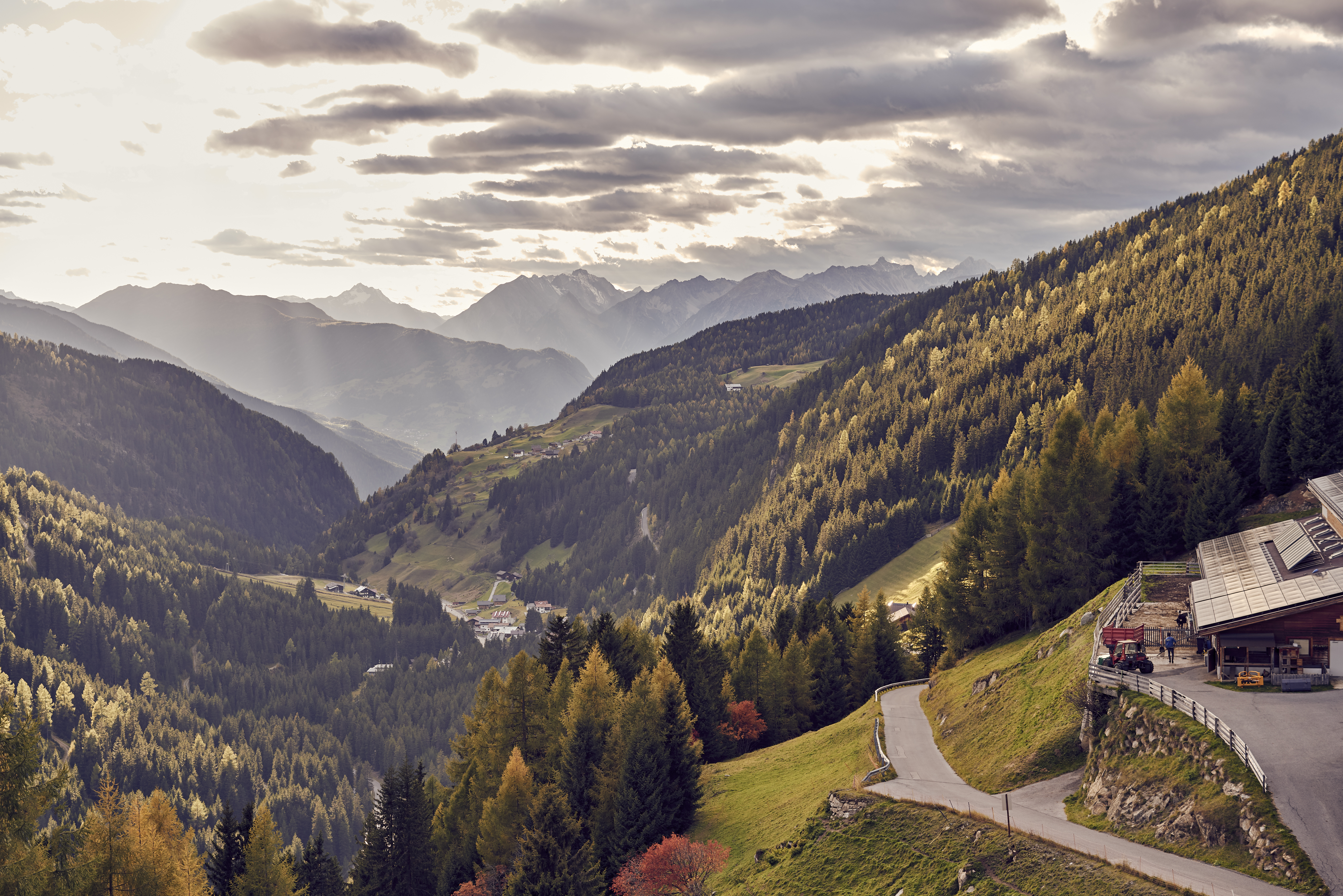 Ferien Bauernhof: Unsere Aussicht ist einfach grandios - Berghotel & Gasthof Marlstein