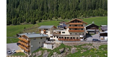 Urlaub auf dem Bauernhof - Tirol - Das Berghotel Marlstein im Sommer - Berghotel Marlstein