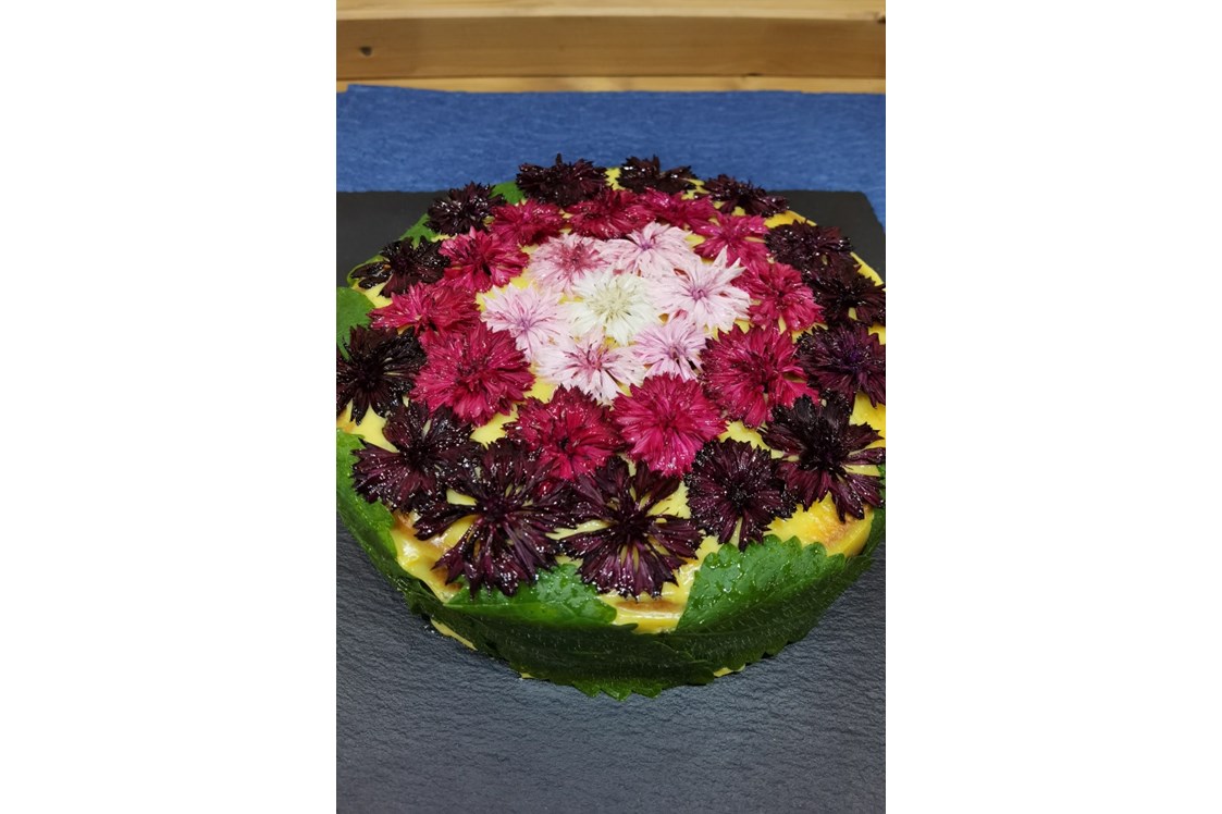 Ferien Bauernhof: Le torte della colazione con i nostri fiori - Fiores Eco-Green Agriturismo e Azienda Agricola Biologica