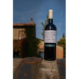 Ferien Bauernhof: Il nostro Top wine fatto con il nostro vitigno di prorietà, il Gratena nero- Siamo gli unici produttori di questa uva - Fattoria di Gratena