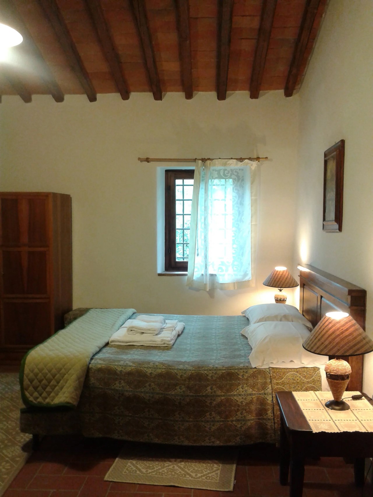 Agriturismo Fattoria di Poggiopiano  Vorstellung der Zimmer AUF DEM OLIVENHAIN