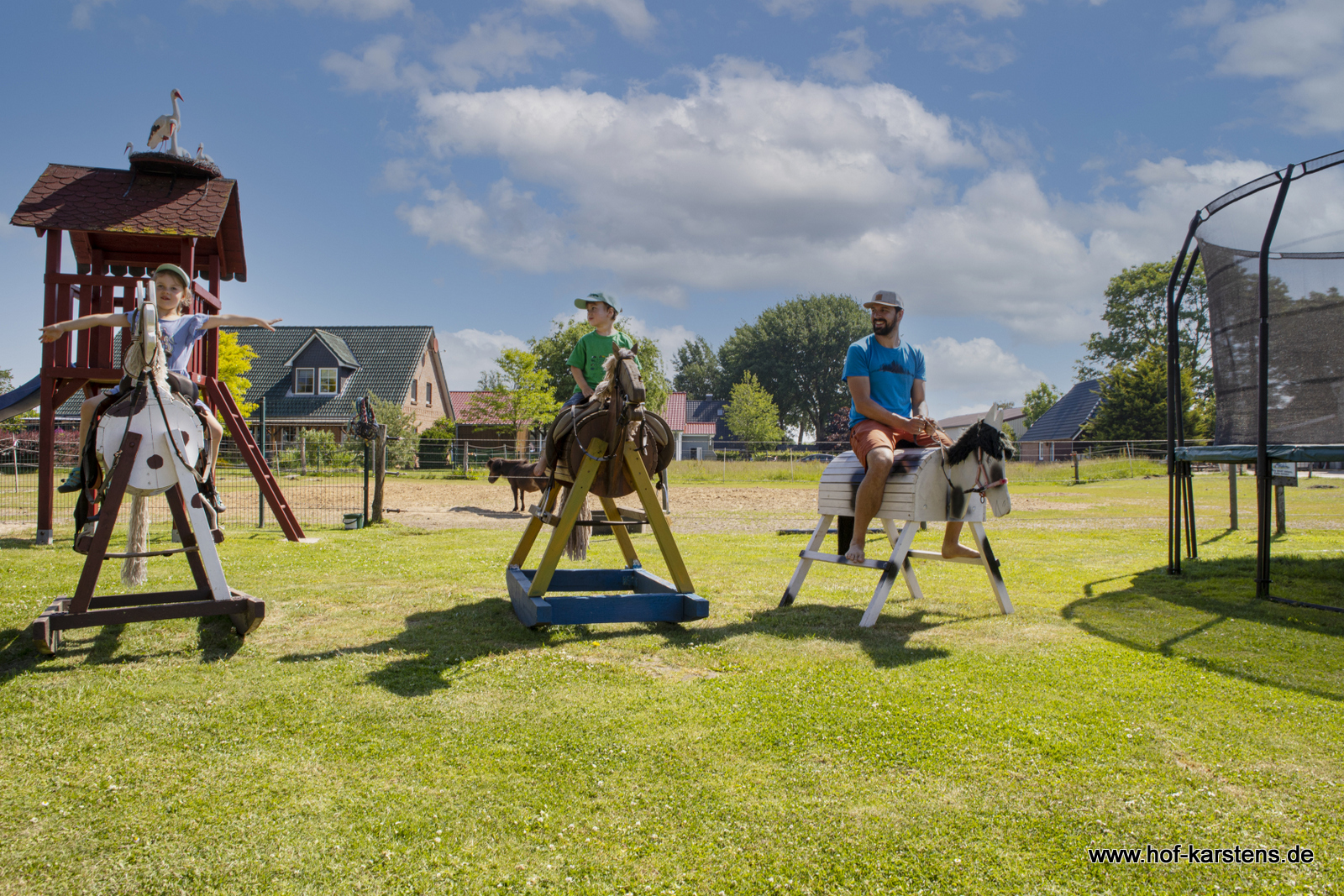 Ferien Bauernhof: Spielplatz - Ferienhof Karstens - Nordsee Schleswig- Holstein Dithmarschen nähe Büsum